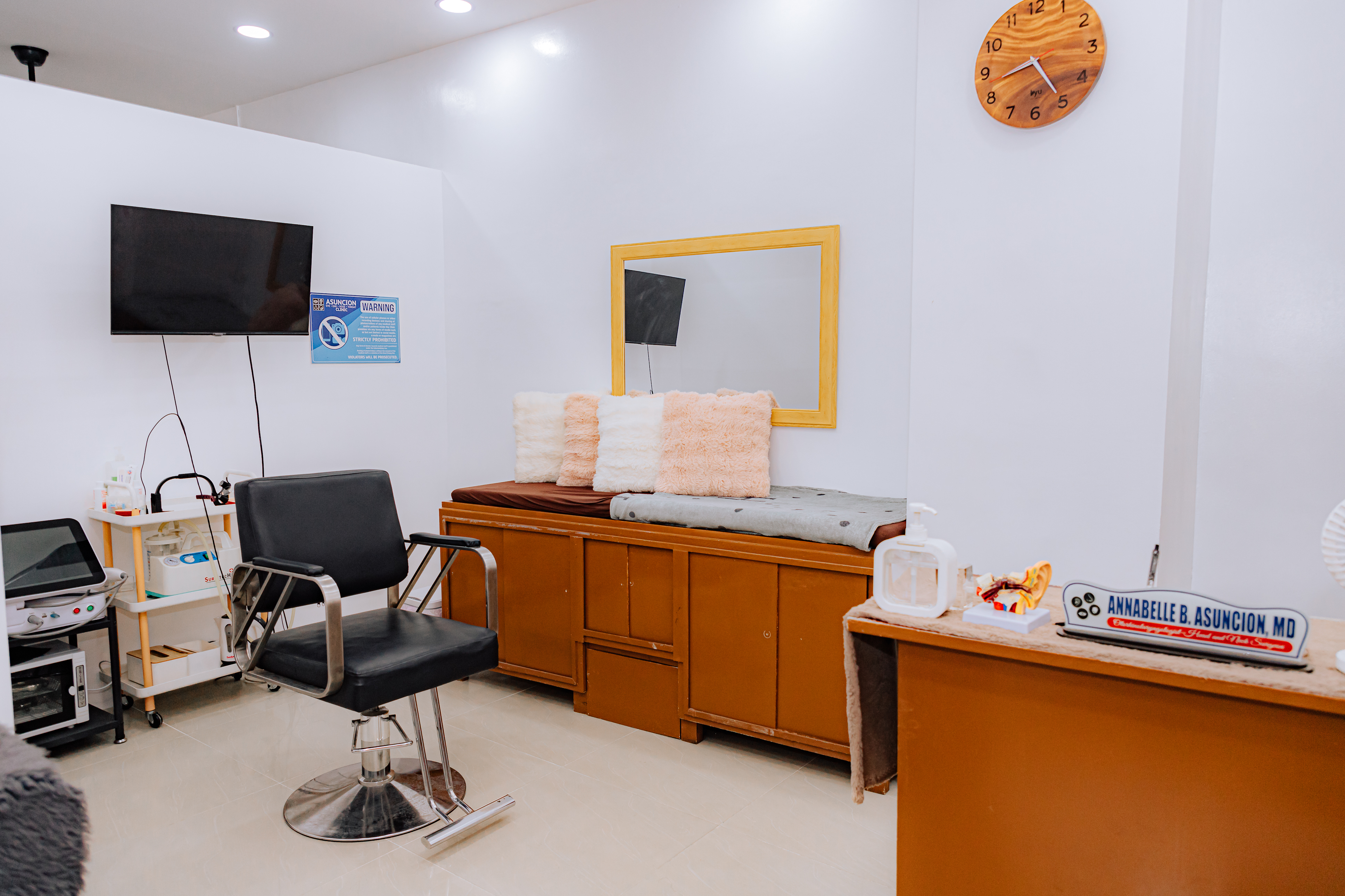 Private consultation room for eye and ENT patient consultations in Agoo La Union